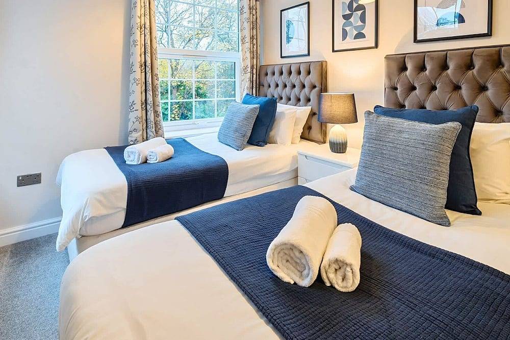 Spacious Apartment, 6 Adults, Smart Tv, Wifi in Rushmoor, Hampshire