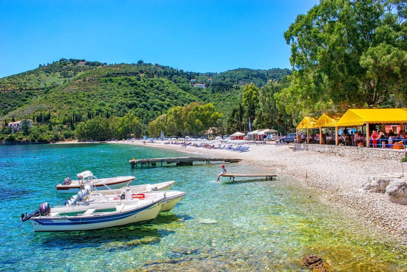 Villa Varvara Kerasia with private pool in Paralia Kerasia, Corfú