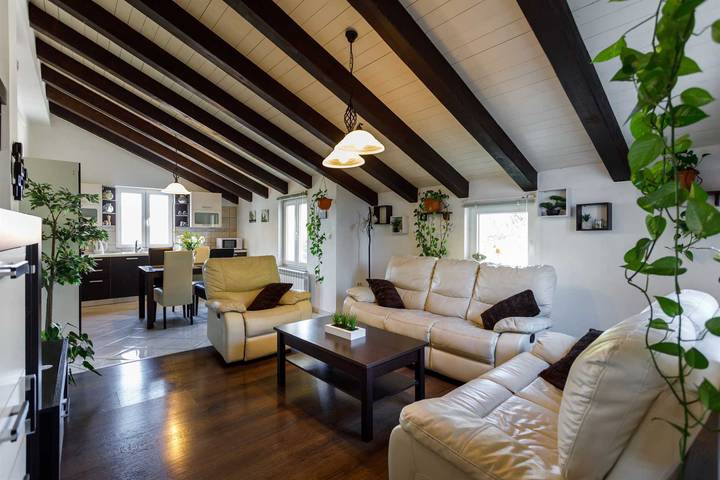 Ferienwohnung für 6 Personen, mit Balkon/Terrasse und Terrasse, kinderfreundlich in Pinezici - 3