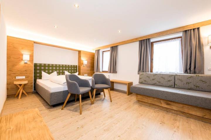 Ferienhaus für 3 Personen, mit Terrasse und Garten sowie Sauna und Ausblick am Hintertuxer Gletscher