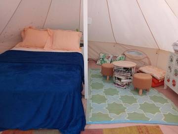 Gîte pour 2 personnes, avec vue, animaux acceptés à Porches