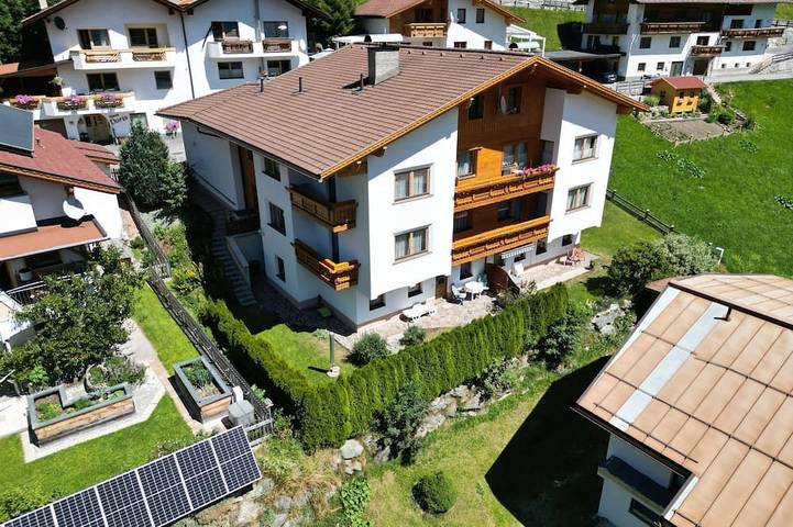 Ferienwohnung für 2 Personen, mit Terrasse und Garten in Spiss