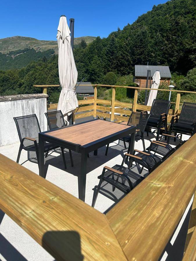 Gîte pour 10 personnes à Saint-Jacques-des-Blats - 4