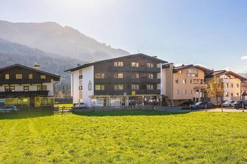 Hütte für 2 Personen, mit Balkon in Brixen im Thale