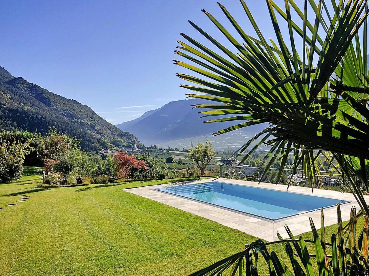 Appartamento intero, Appartamento a Goldrain con piscina e vista in Laces, Parco Nazionale dello Stelvio