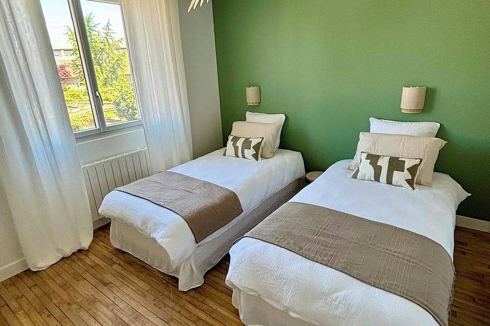 La Maison du Quai : Charme et Confort au Bord de la Sèvre Niortaise in Niort, Niort region