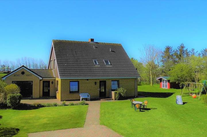 Ferienwohnung für 4 Personen, mit Terrasse und Garten - 1