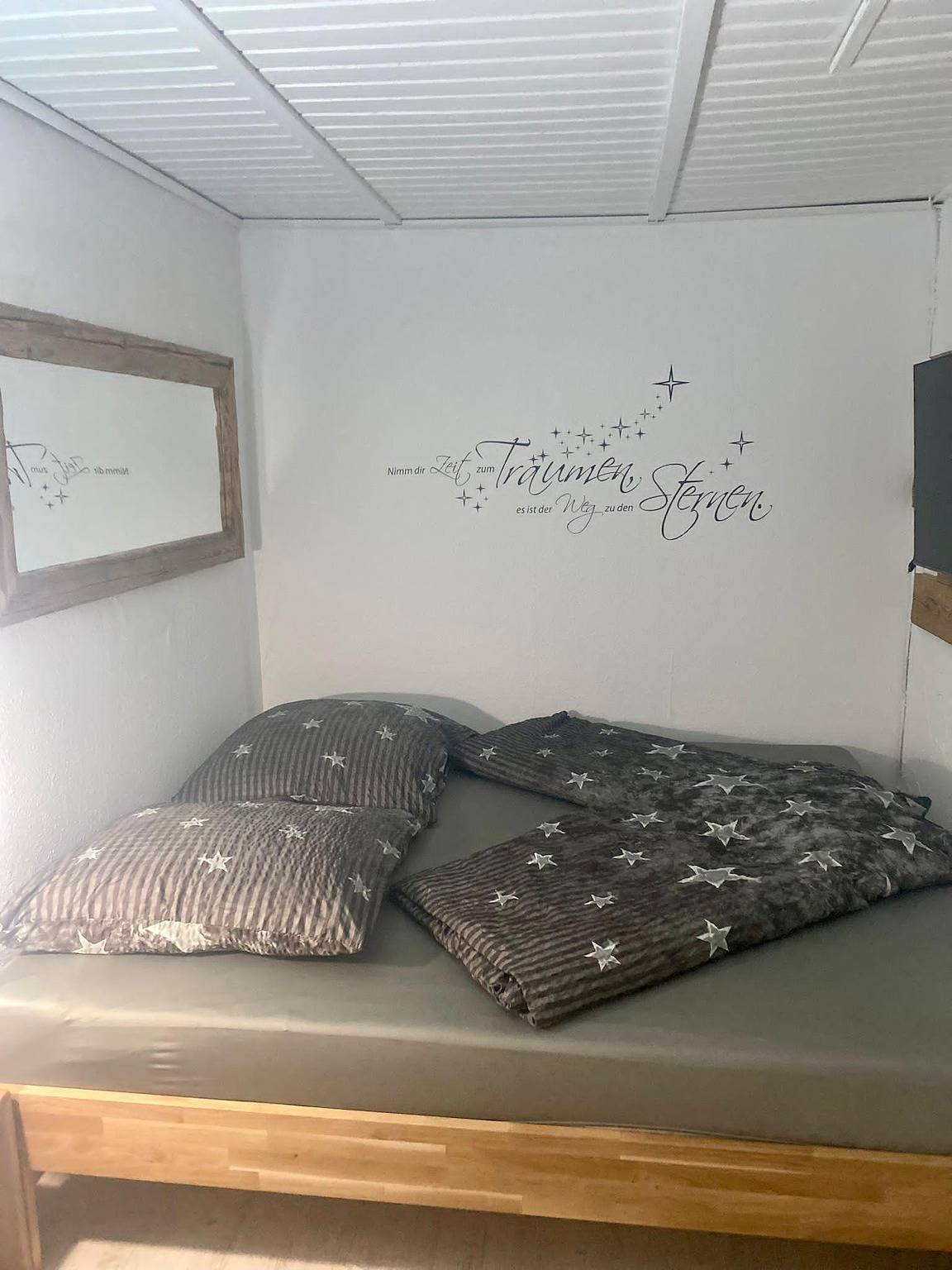 Ganze Ferienwohnung, Ferienwohnung Alpenveilchen (1) - 1 Schlafraum in Hirschegg Kleinwalsertal, Mittelberg