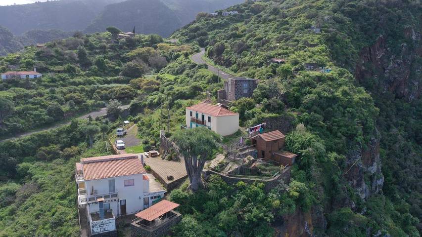 Ferienhaus für 4 Personen, mit Balkon und Terrasse sowie Garten und Ausblick