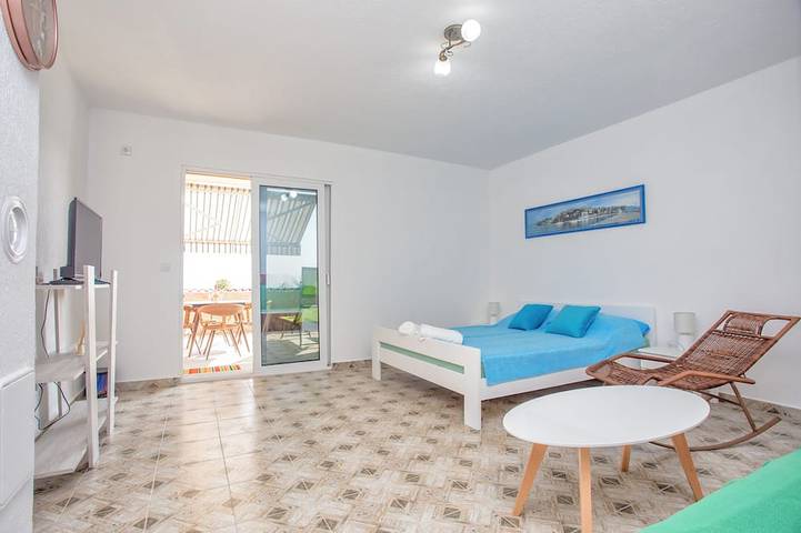 Bungalow für 4 Personen, mit Garten und Balkon in Montenegro - 4