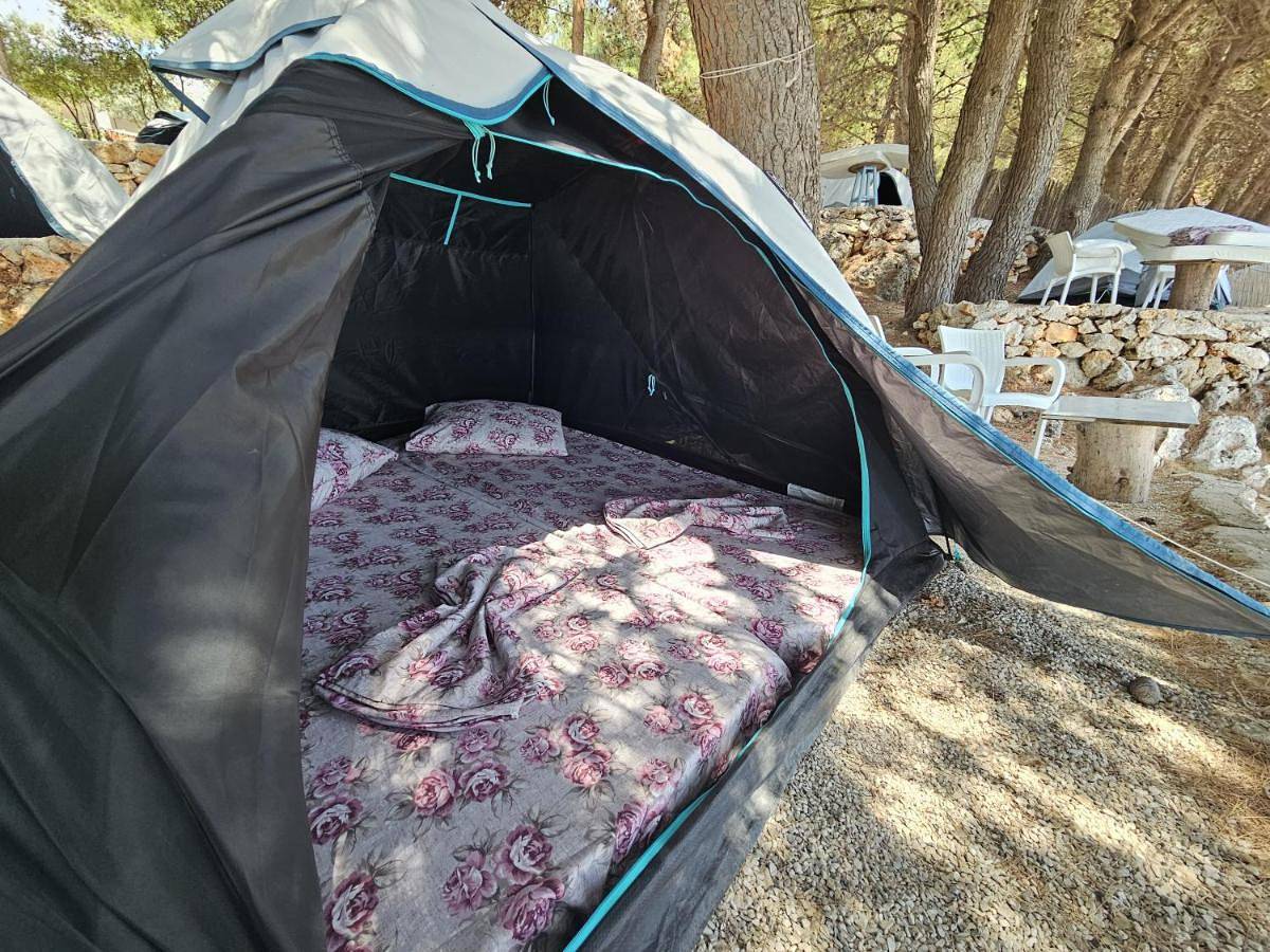 Pine Side Camp in Himarë, Vlorë