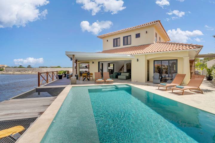 Villa for 6 people, with balcony/terrace and terrace in the Caribbean