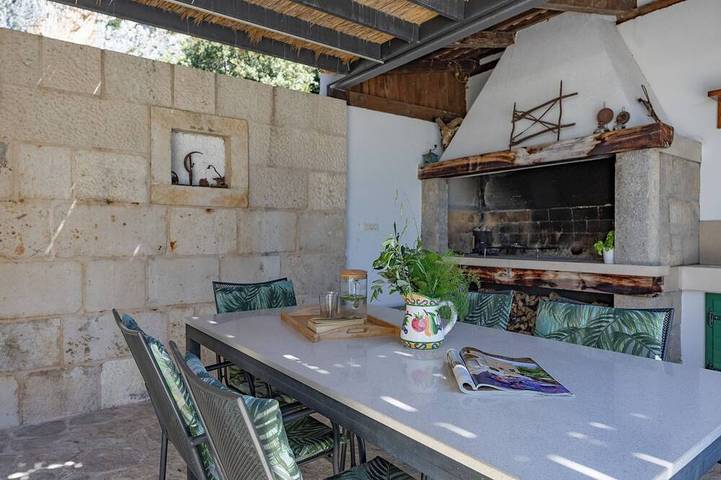 Ruhe pur-gemütliches Ferienhaus in Makarska,beheizter Privatpool,Meerblick, WLAN in Makarska, Makarska Riviera