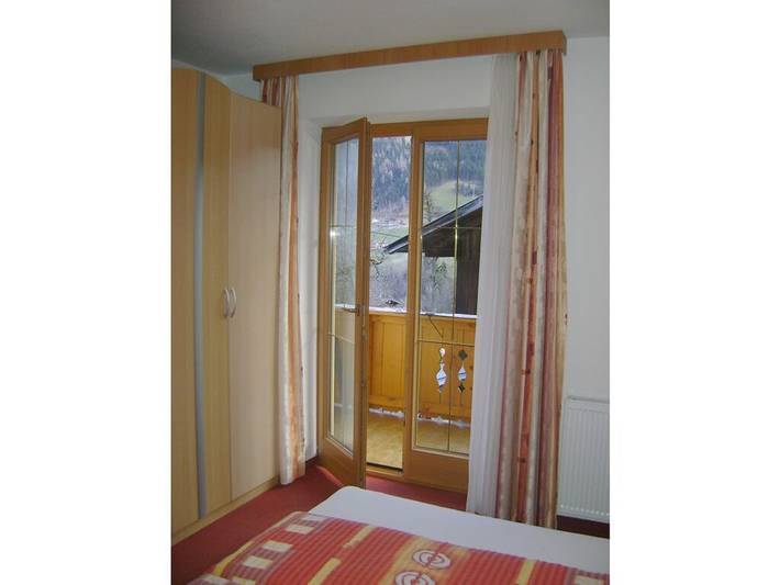 Ferienhaus für 6 Personen, mit Balkon und Terrasse sowie Garten in Hainzenberg - 4