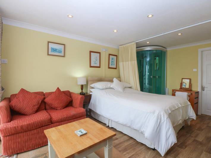 Entire studio, Maesawel Studio in Snowdonia