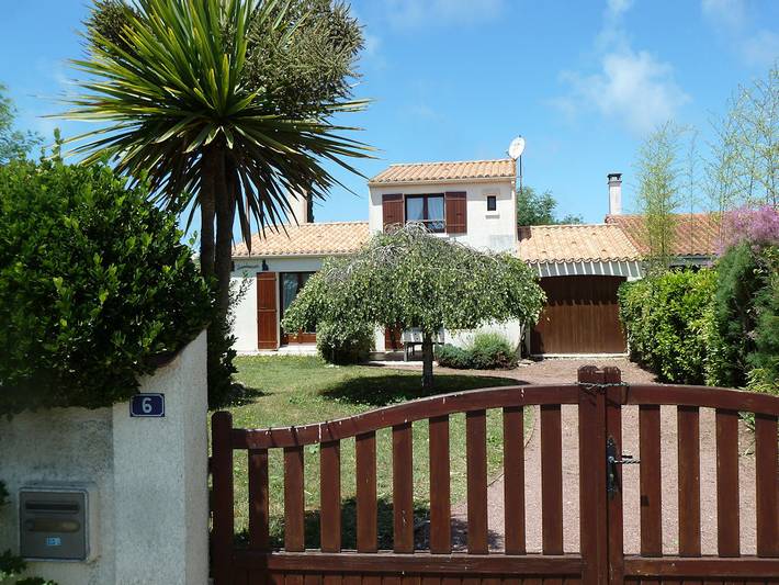 Gîte pour 6 personnes, avec terrasse