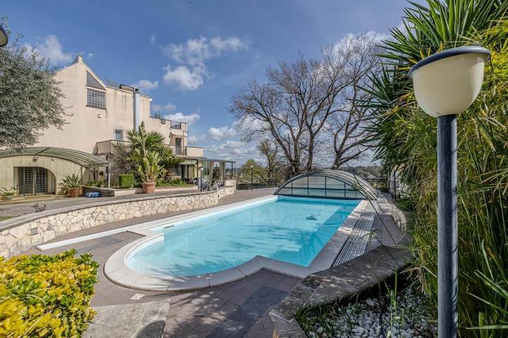 Villa con piscina per 3 persone, con Giardino e Piscina a Roma