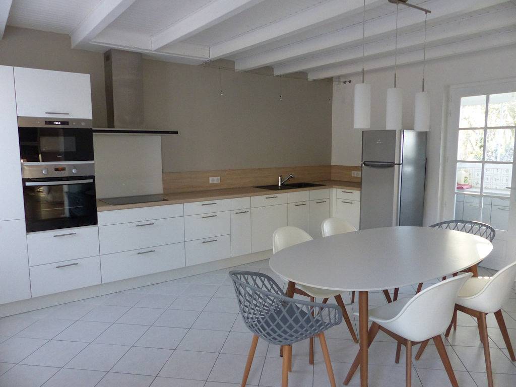 Gîte pour 2 personnes avec jardin in Jonzac, Région de Jonzac