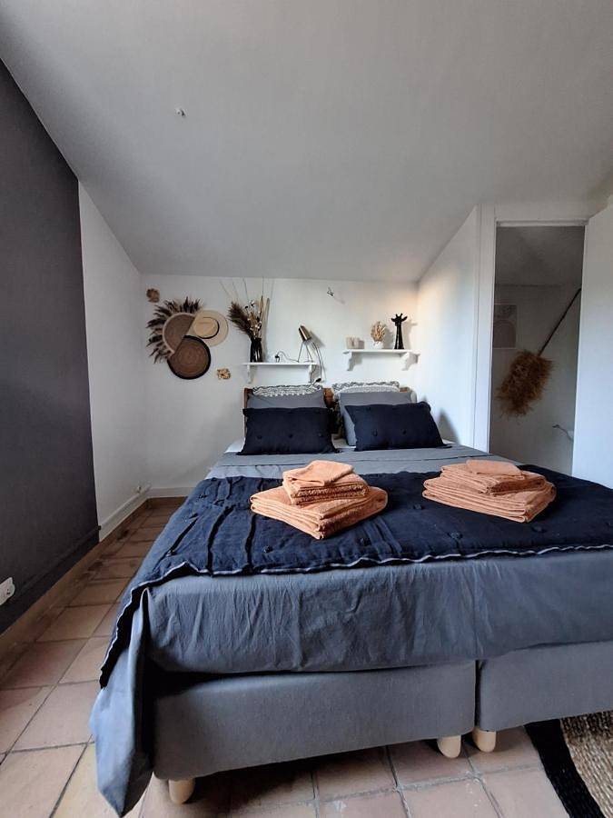 Villa Sisyphe chambre"la jeanette" in Le Thoronet, Région de Draguignan