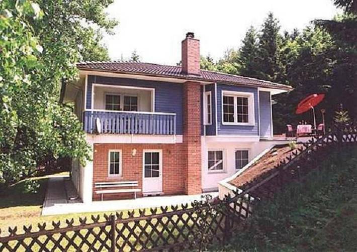 Ferienwohnung für 4 Personen, mit Balkon und Terrasse sowie Ausblick