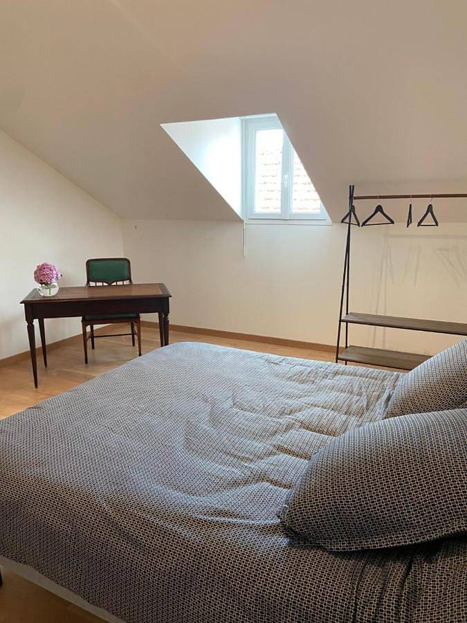 Location de vacances pour 6 personnes, avec vue ainsi que terrasse et jardin, animaux acceptés dans Sainte-Croix-du-Mont - 3