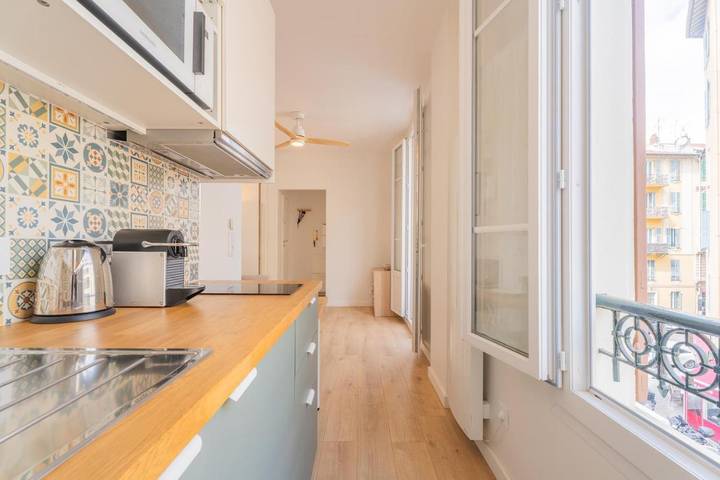 Gîte pour 2 personnes, avec balcon, animaux acceptés dans Gare De Nice Riquier - 4