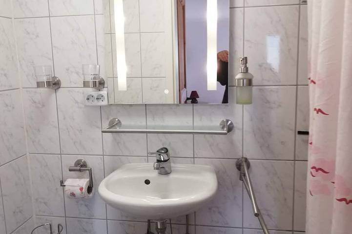 Hotel für 3 Personen, mit Whirlpool und Pool sowie Sauna und Garten in Rettenberg - 3