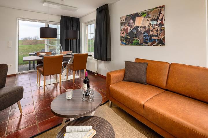 Ferienhaus für 4 Personen, mit Balkon/Terrasse und Terrasse sowie Garten und Pool in Ediger-Eller - 2