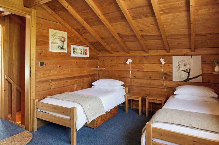 Casa-Forêt Blanche, splendide chalet in Station de Risoul, Risoul
