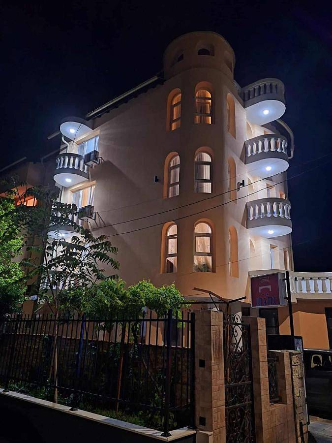 Maison d’hôte pour 2 personnes, avec terrasse et jardin, animaux acceptés