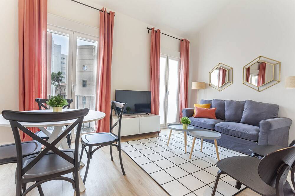 Entire apartment, Universidad Iii apartment  in Madrid in Tetuán, Madrid
