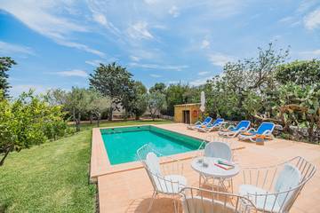 Villa in Pollença, Serra de Tramuntana für 2 