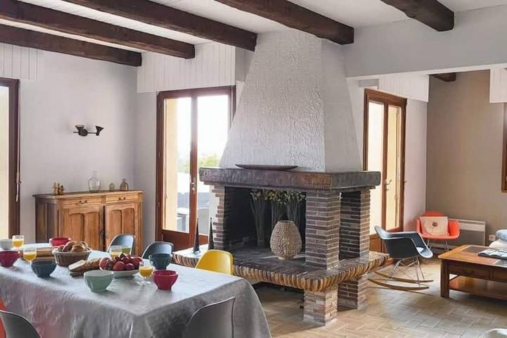 Ferienhaus für 8 Personen, mit Garten und Terrasse sowie Pool - 1