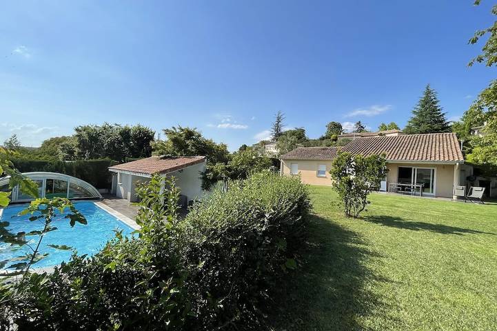 Villa pour 6 personnes, avec Terrasse et Jardin