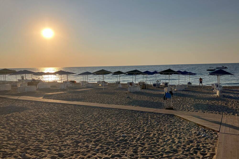 Charming 2-bedroom villa on the Beach with Ac, Wifi in Tekirova in Kemer, Antalya Province