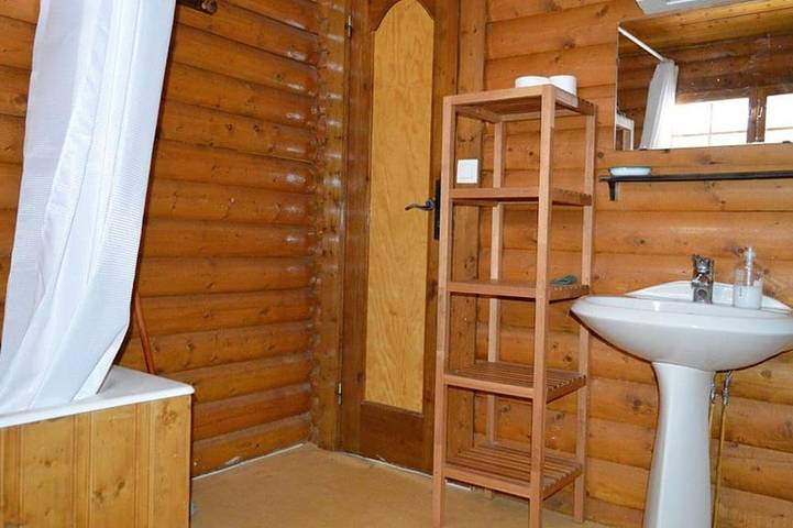 Chalet en Pierre avec Cheminée, 3 Chambres & Balcon, WIFI, Bolquère - 7 pers in Bolquère, Parc naturel régional des Pyrénées catalanes