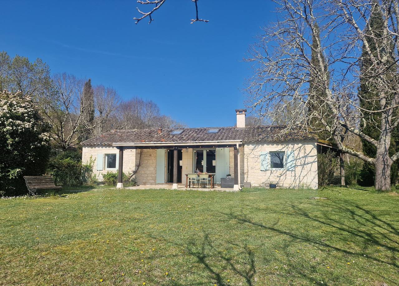 Cozy gite close to Montcuq in Montcuq-en-Quercy-Blanc, Quercy