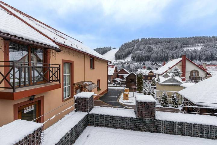 Hôtel pour 4 personnes, avec vue et jardin