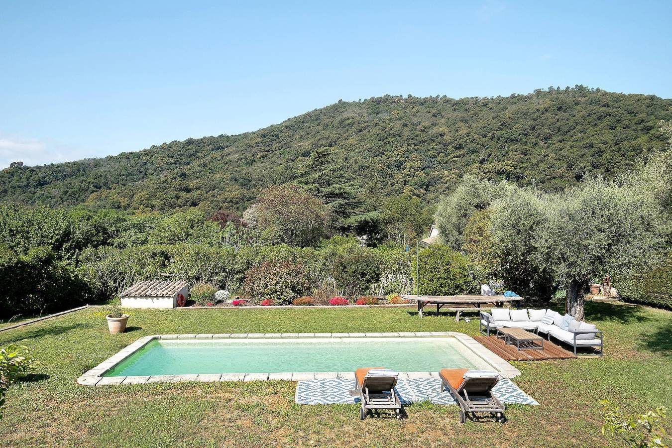 Chambre d’hôtes le125b, chambre du puits, entre mer et montagne in Auribeau-sur-Siagne, Côte méditerranéenne (France)