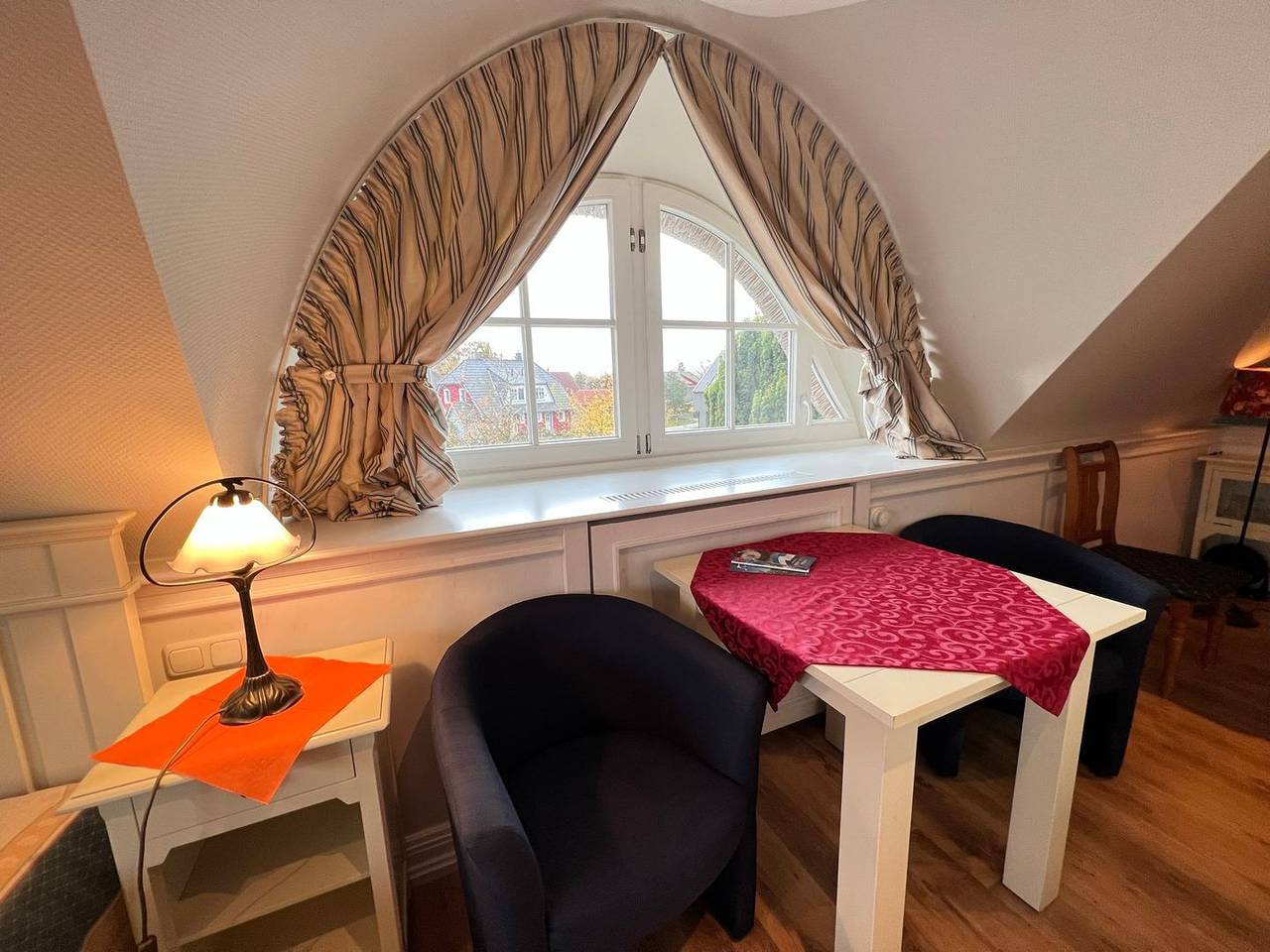 Entire apartment, Arr - Herzlich Willkommen im Appartement "Ahabs Kajüte" in Wieck am Darß, Peninsula Fischland - Darss - Zingst