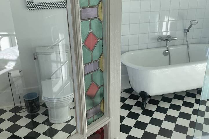 Location de vacances pour 12 personnes, avec jardin et piscine à Barry-d'Islemade - 3