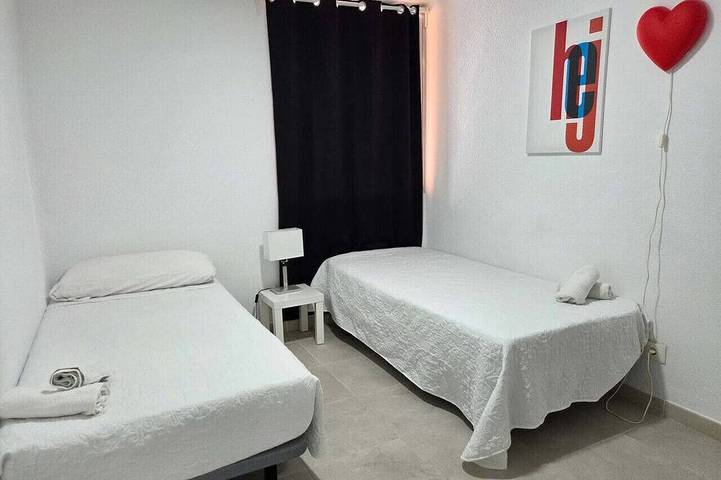 Appartement entier, Santa Cruz, central and modern, near the beach in Santa Cruz de La Palma, La Palma Sud