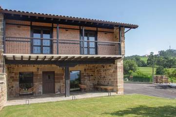 Casa de vacaciones para 10 personas, con vistas y jardín, Familias con niños en Comarca de Santander