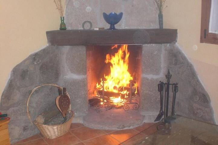 Casa rural para 3 personas, con Terraza además de Jardín y Vistas en Navacepedilla de Corneja - 3