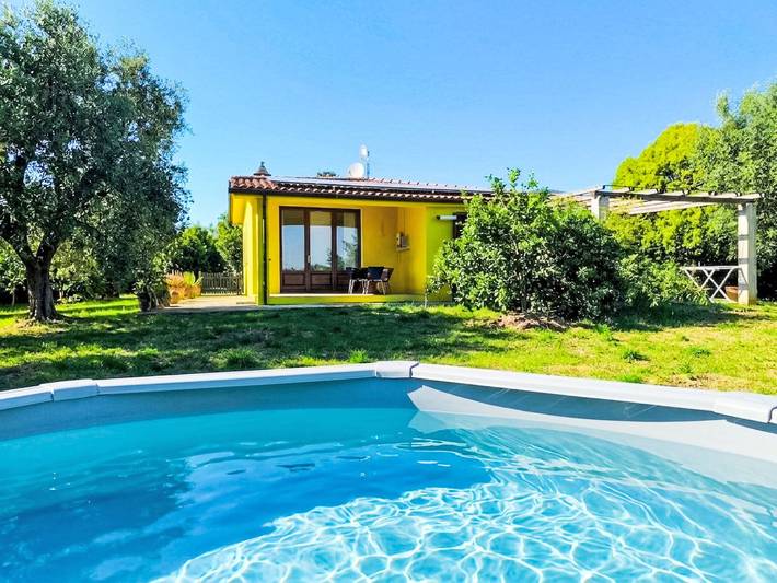 Ferienhaus für 8 Personen, mit Garten und Terrasse
