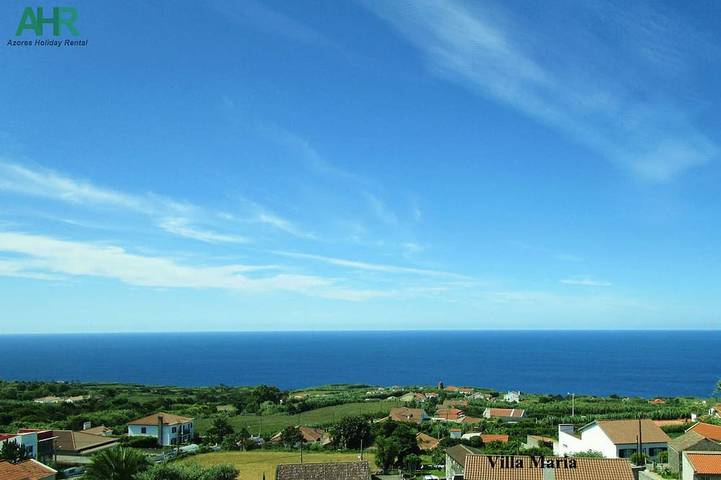 Villa for 3 people, with yard and balcony in Azores