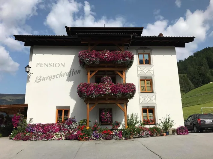 Gästehaus für 2 Personen, mit Terrasse und Ausblick - 1