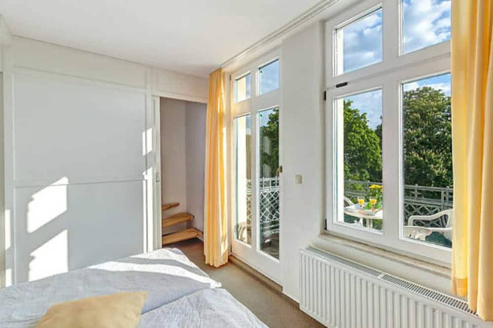 Villa Ostseewarte Whg. 18, Südbalkon, Fahrstuhl - Villa Ostseewarte, Strandnah, in Drei Kaiserbäder, Heringsdorf