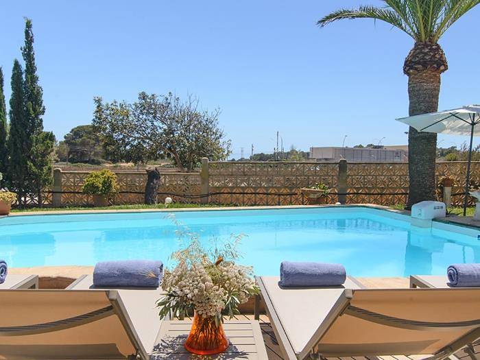 Finca für 8 Personen, mit Terrasse und Garten sowie Pool in Colònia de Sant Jordi