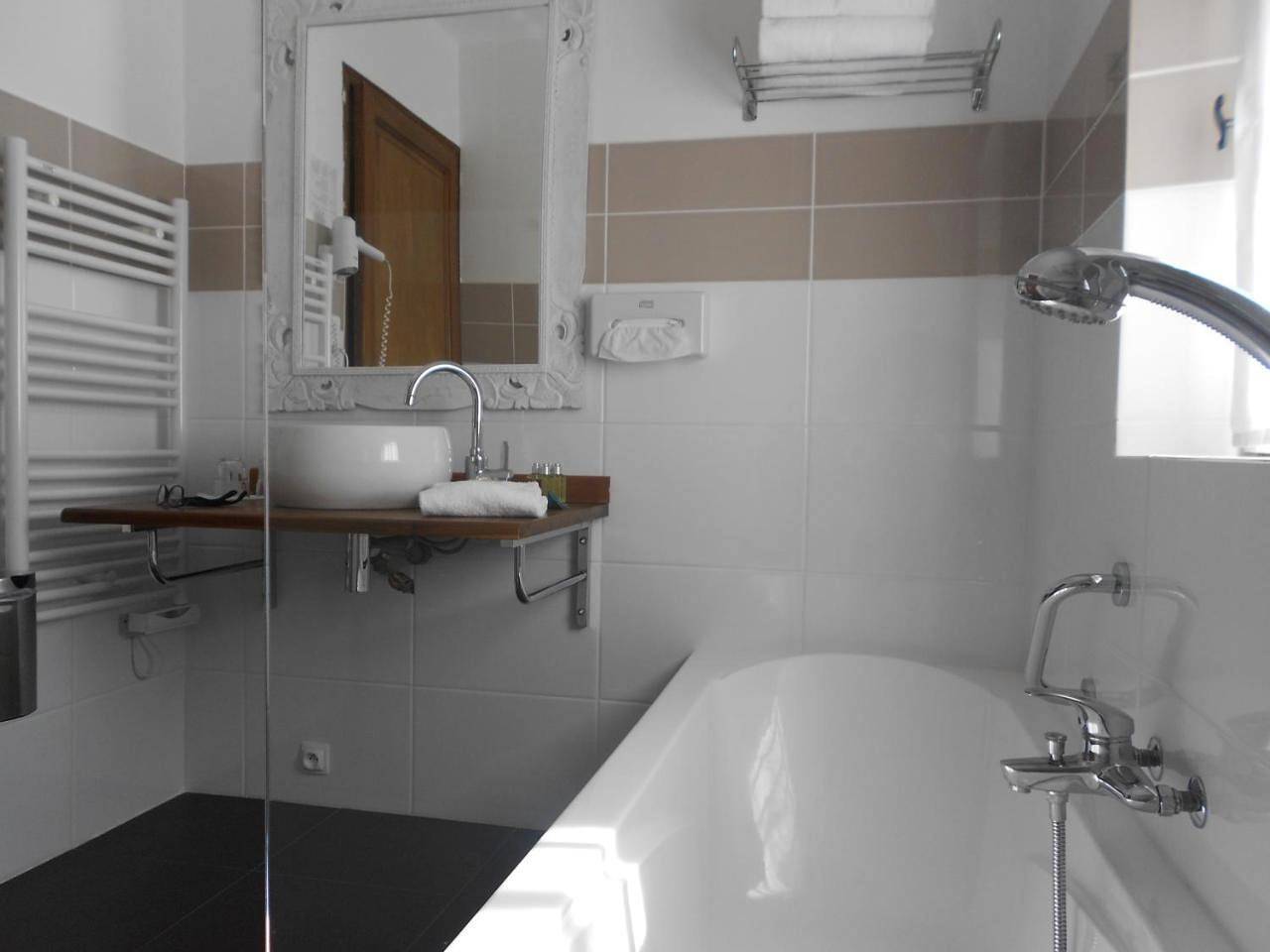 Hôtel pour 2 personnes avec piscine in Eygalières, Région d'Arles